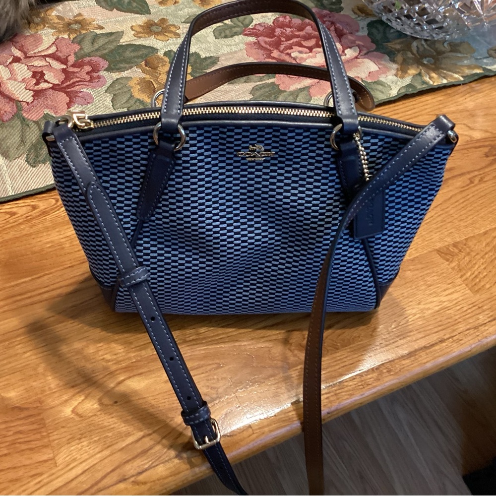 Coach mini Kelsey like new